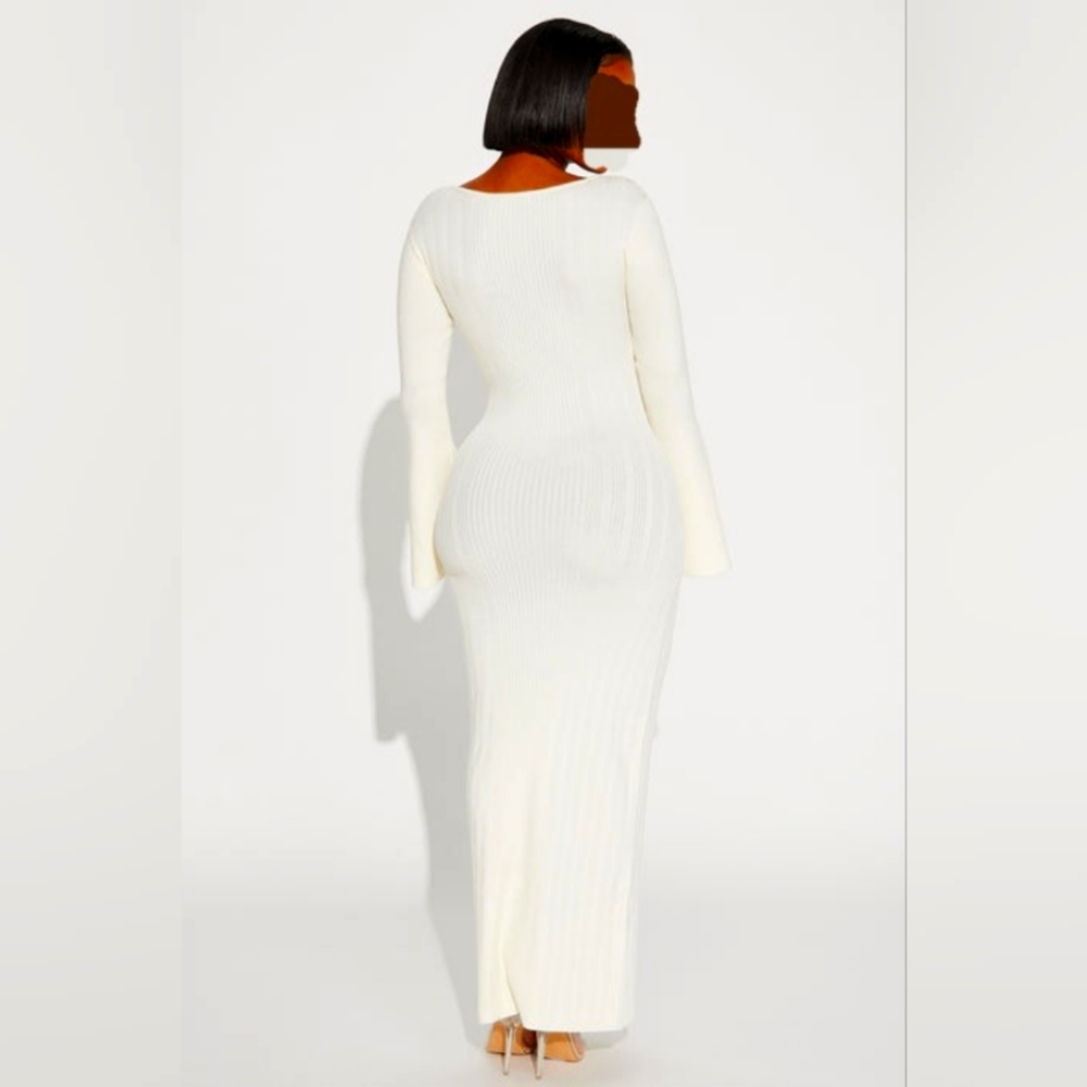 Forever 21 Elegant White Ribbed Knit Dress